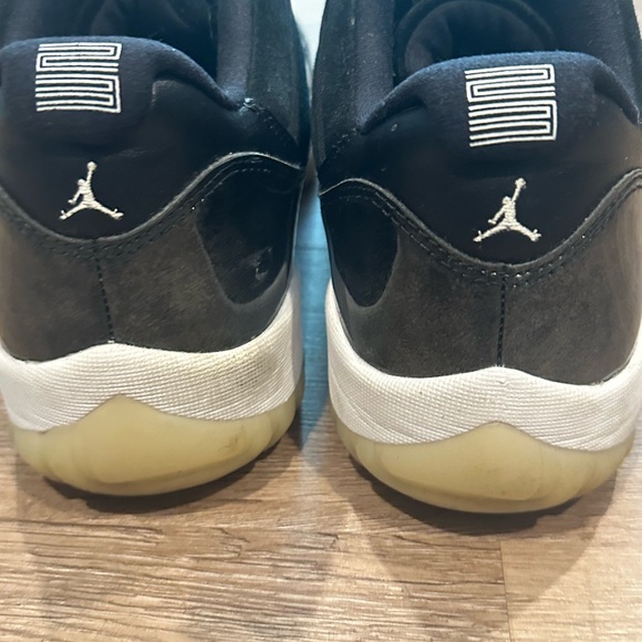 Jordan 11 Barons - Picture 6 of 8